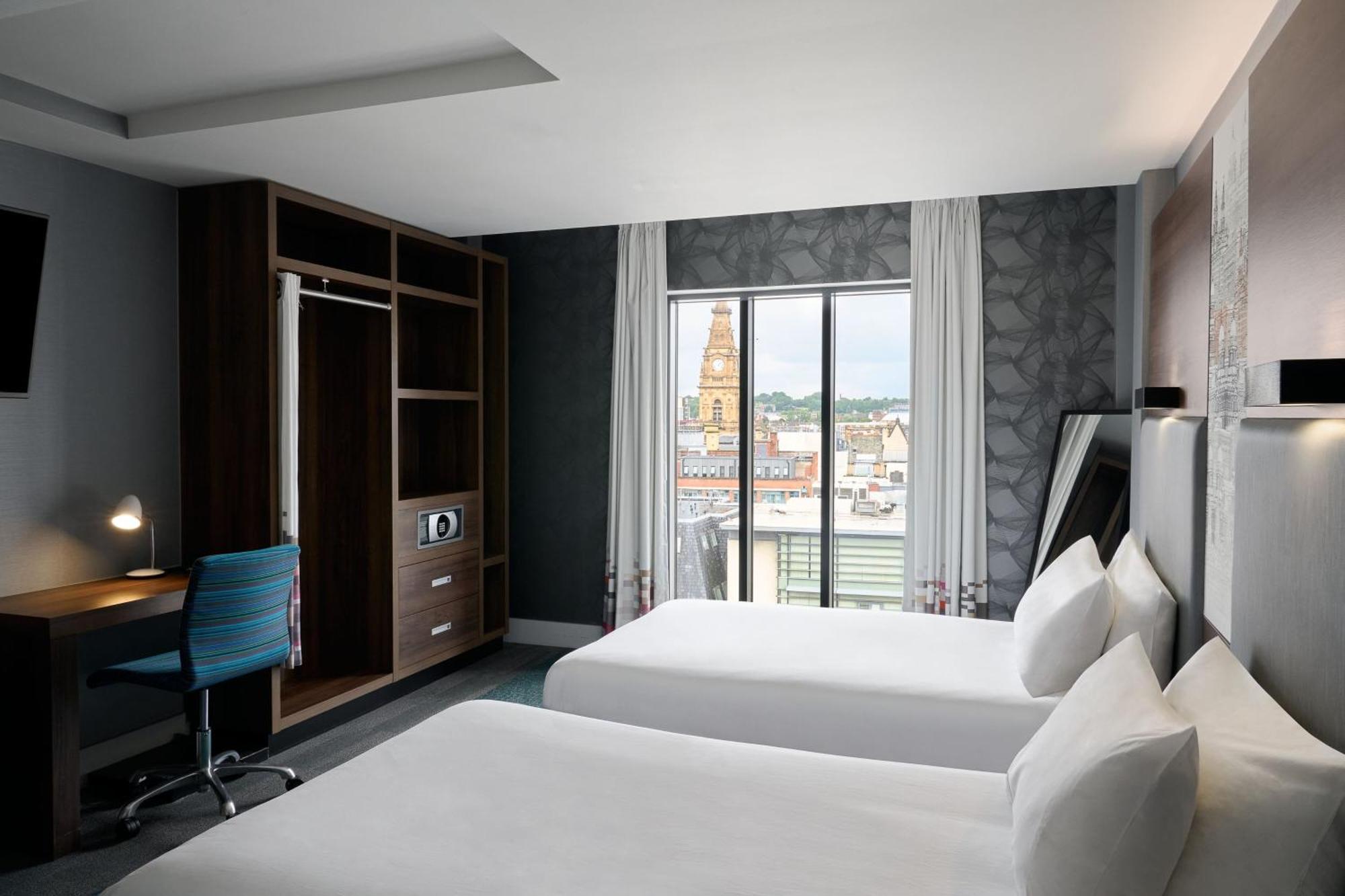 Aloft Liverpool Bagian luar foto