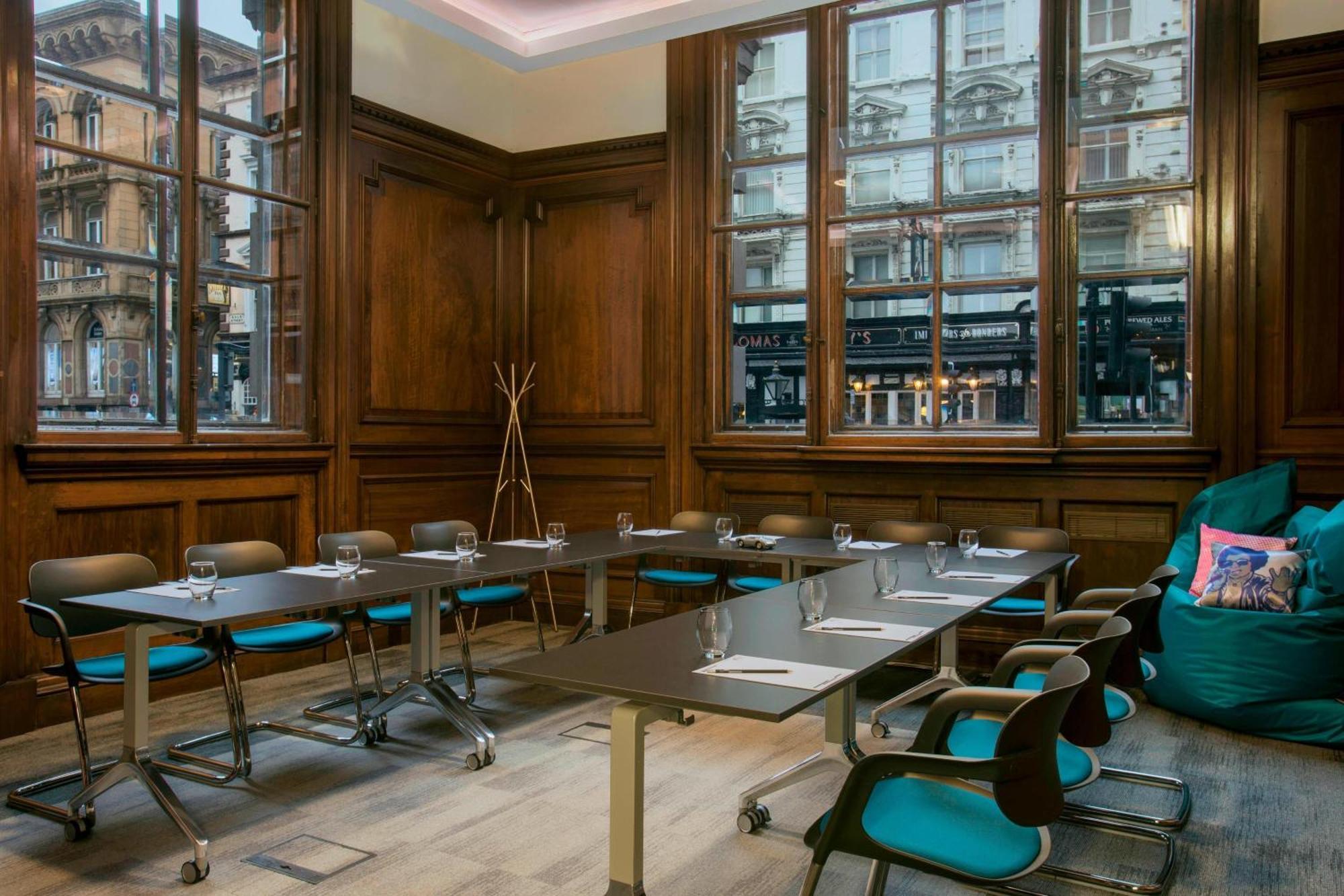 Aloft Liverpool Bagian luar foto